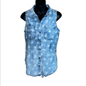 Rock & Republic blue/white lightweight sleeveless button down top size S